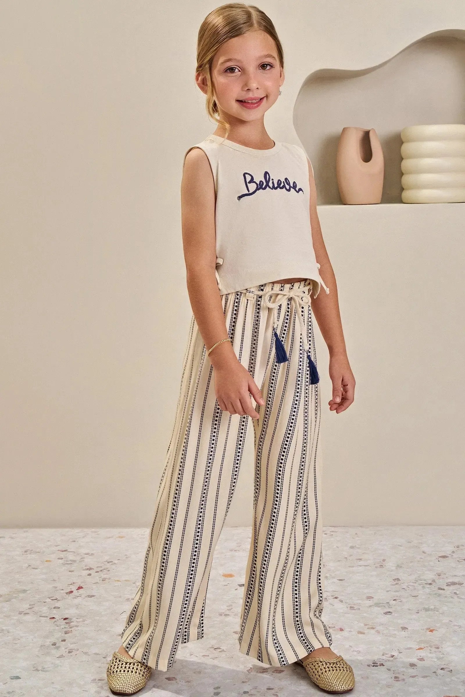 Conjunto de Blusa Boxy em Meia Malha e Calça em Viscose 84603 Infanti Infantil Menina