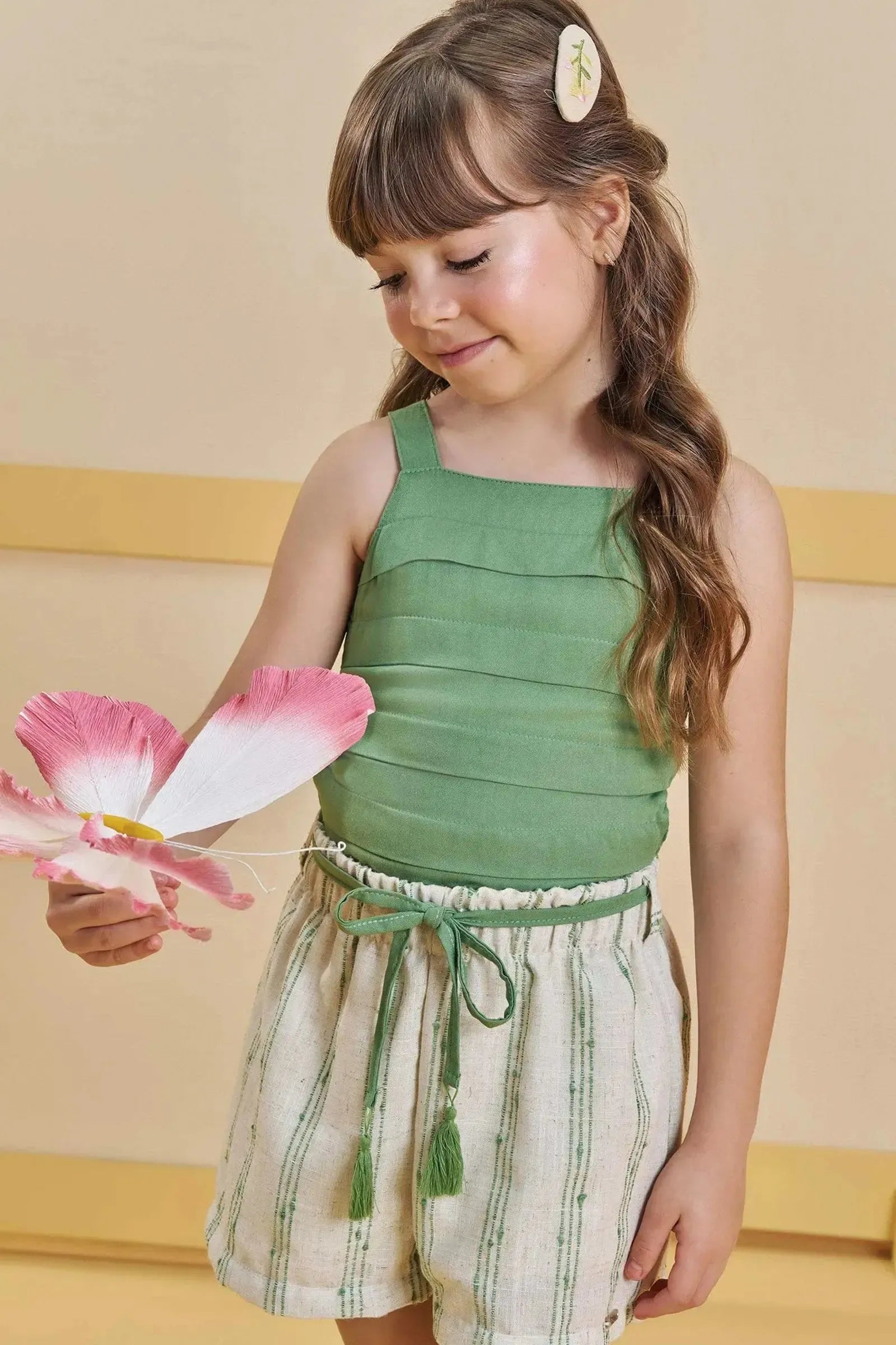 Conjunto de Blusa Cropped em Viscose com Shorts em Linho Bordado Listras 85240 Infanti Infantil Menina