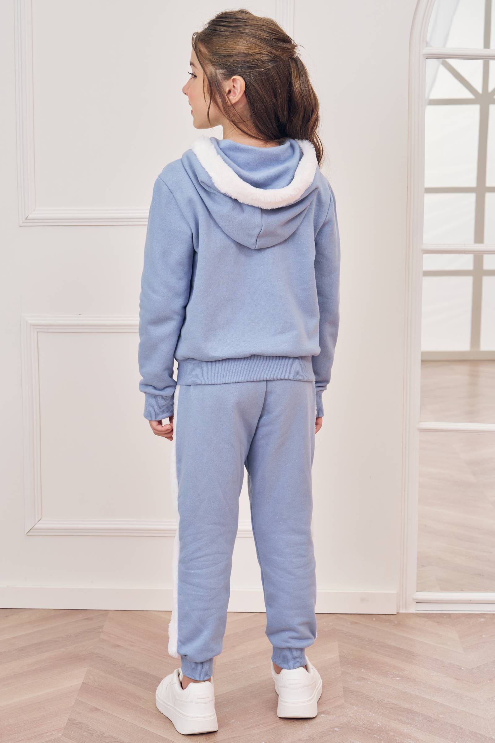 Conjunto de Jaqueta e Calça Jogger em Moletom com Pelúcia 79791 Infanti  Infantil Menina