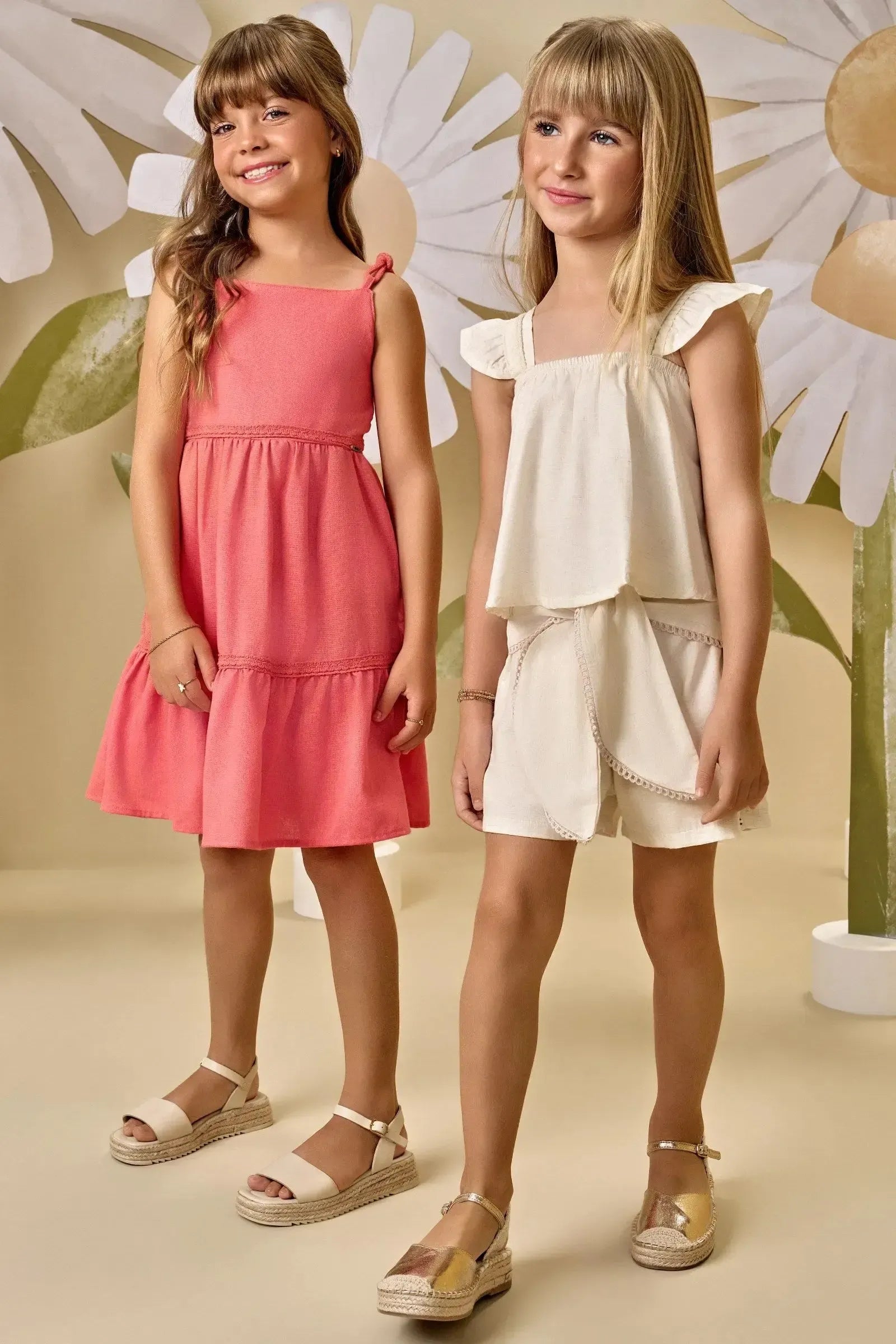 Conjunto de Blusa Cropped e Shorts em Linho Deluxe 88157 Infanti Infantil Menina