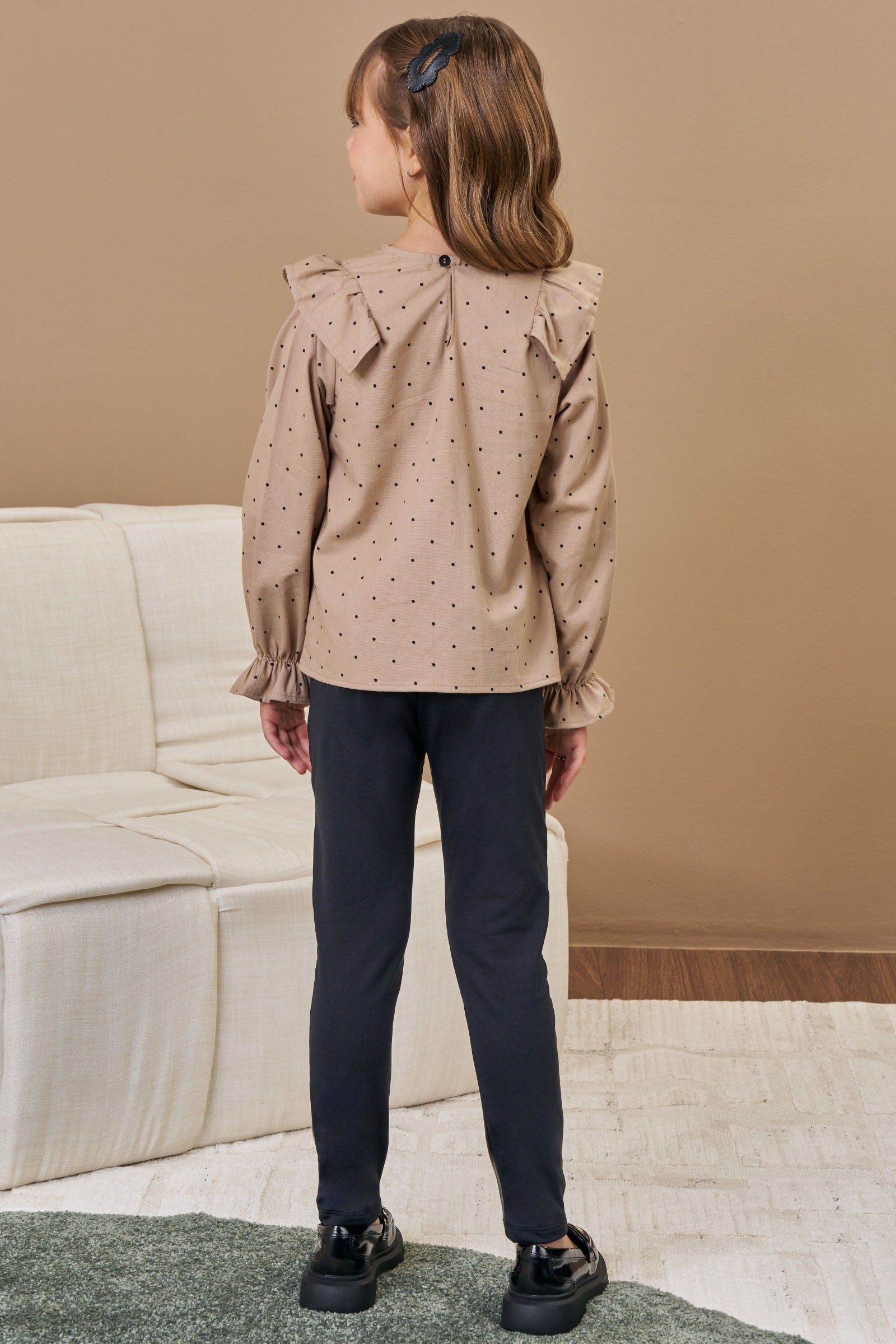 Conjunto de Bata em Linho com Elastano e Calça Legging em Couro Sintético e Termoskin 90480 Infanti Infantil Menina