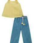 Conjunto de Bata em Blend de Linho Bordado com Calça Mariner em Jeans 98883 Infanti Infantil Menina