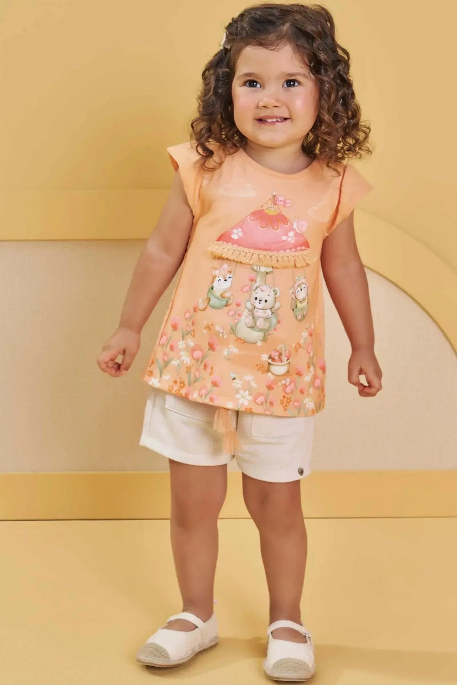 Conjunto de Bata em Malha Textura com Shorts em Moletom sem Pelúcia 83160 Infanti Bebê Menina