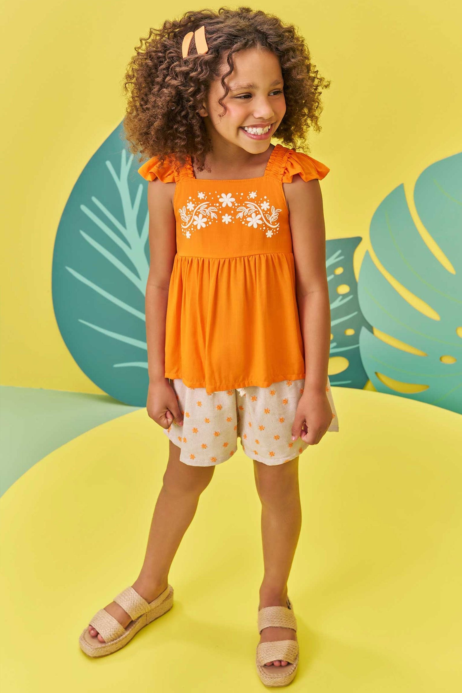 Conjunto de Bata em Viscose com Shorts em Linho Bordado Flores 74929 Infanti