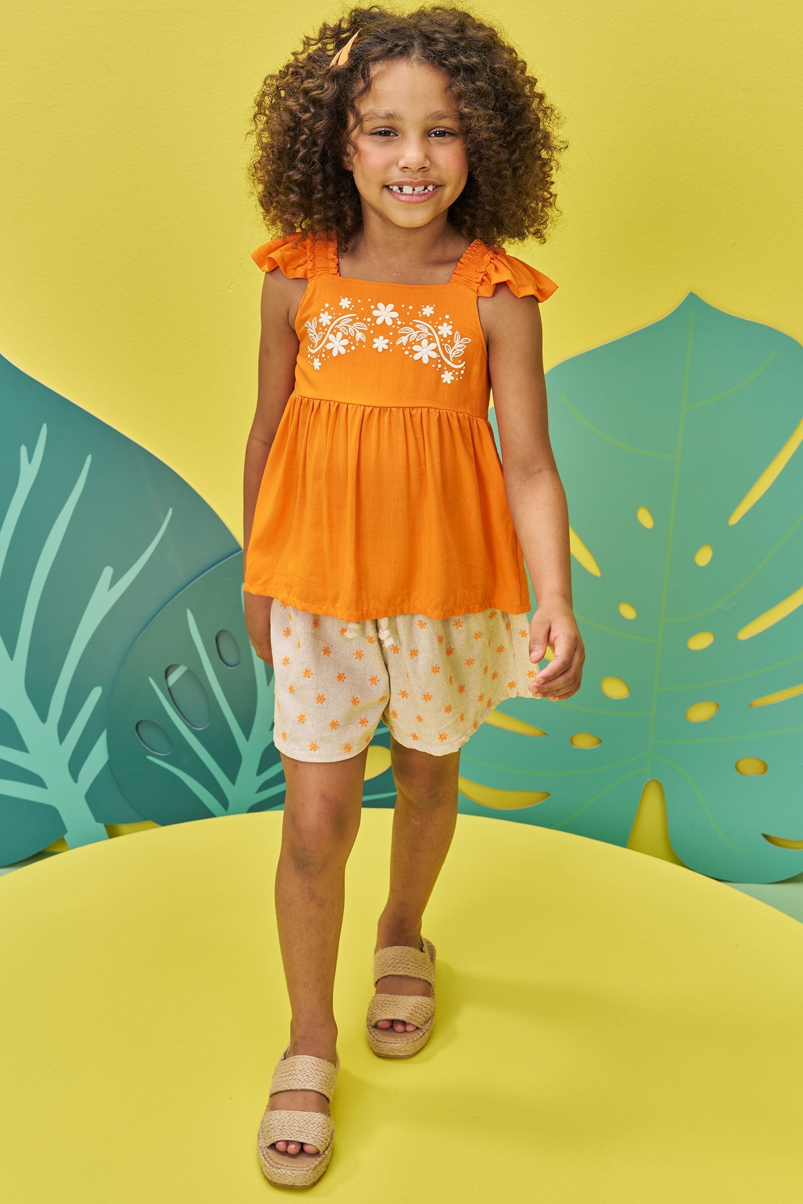 Conjunto de Bata em Viscose com Shorts em Linho Bordado Flores 74929 Infanti