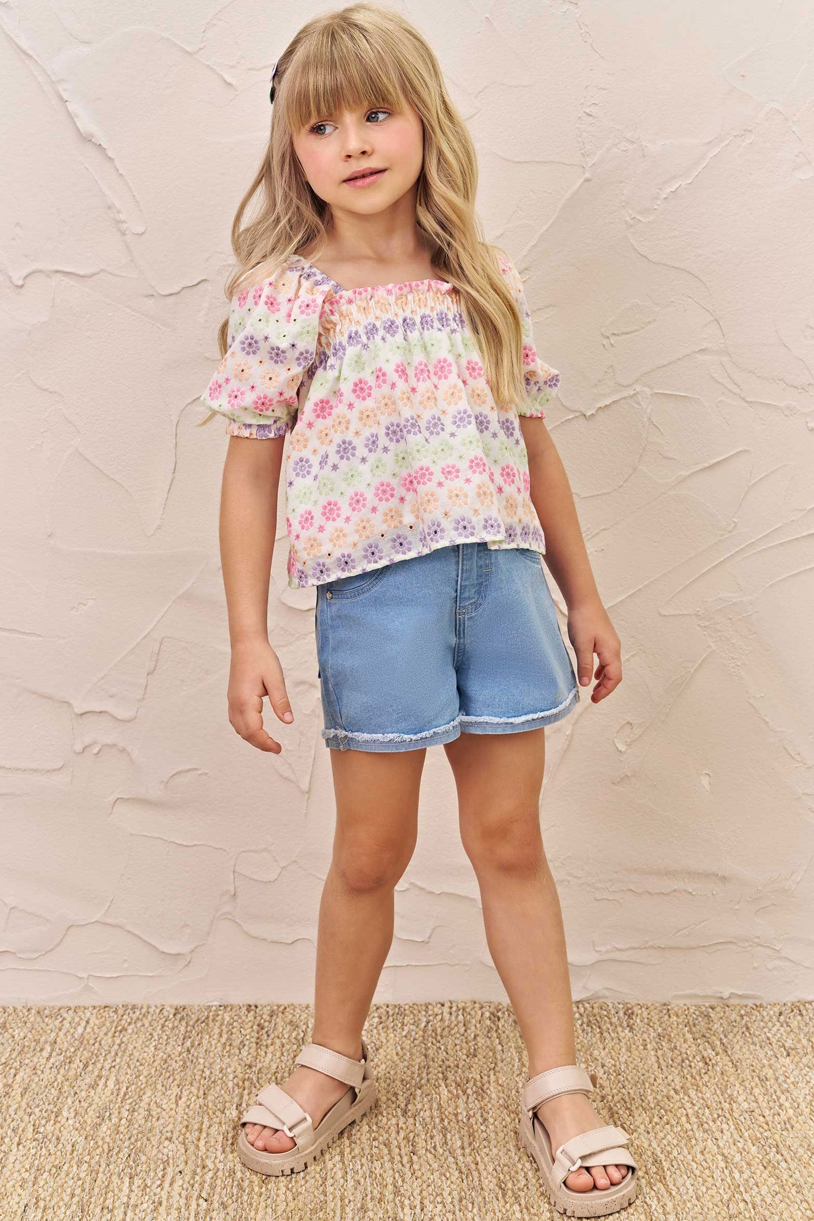 Conjunto de Blusa Bata em Laise Floreale com Shorts em Jeans Bellini com Elastano 74240 Infanti