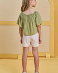 Conjunto de Blusa Bata em Viscose Bordado Flores e Shorts em Sarja com Elastano 85460 Infanti Infantil Menina