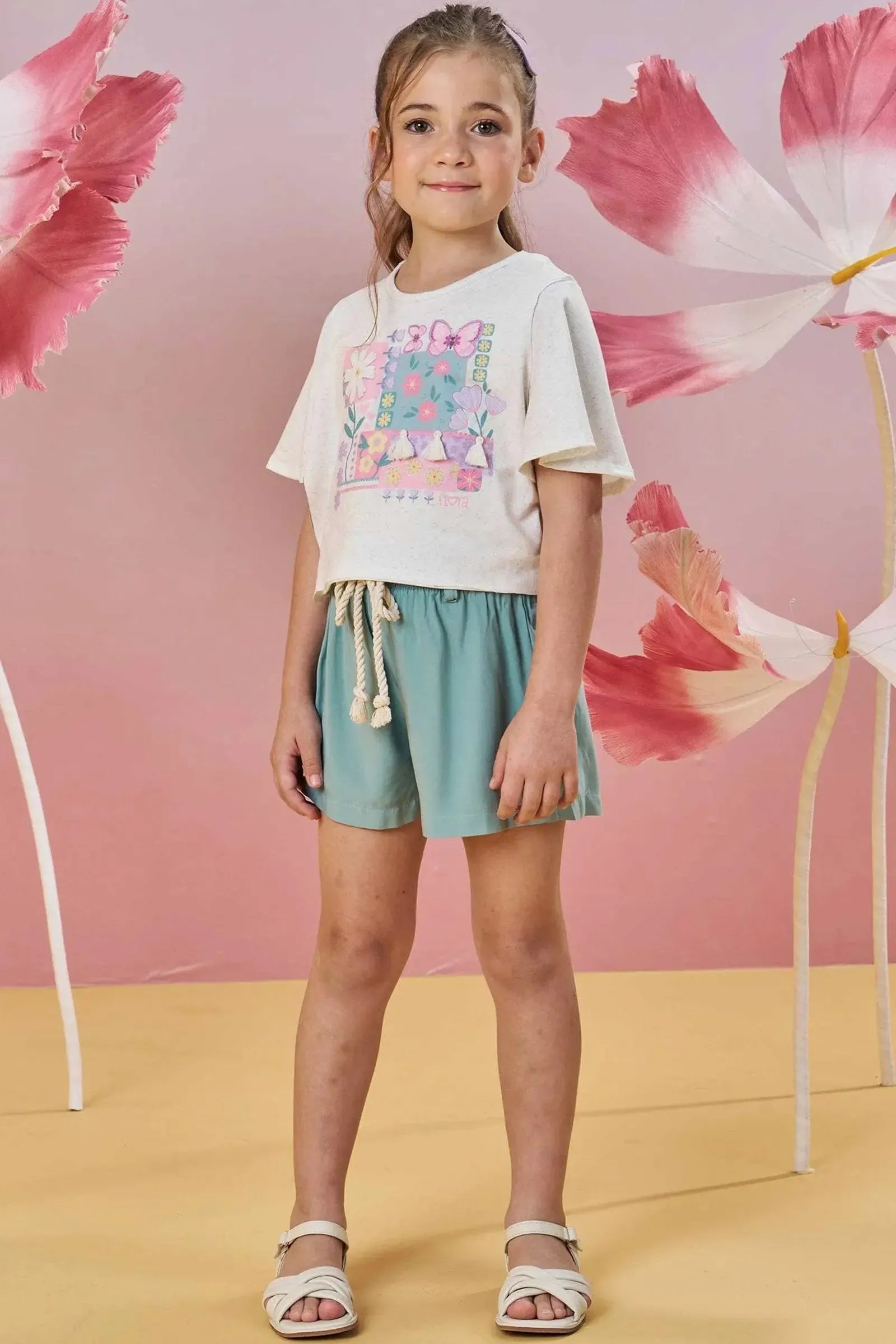 Conjunto de Blusa Boxy em Malha Fresh com Shorts em Viscose 86194 Infanti Infantil Menina