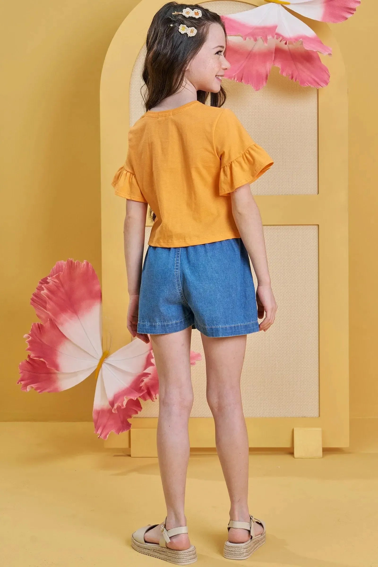 Conjunto de Blusa Boxy em Meia Malha com Shorts em Jeans 85191 Infanti Infantil Menina