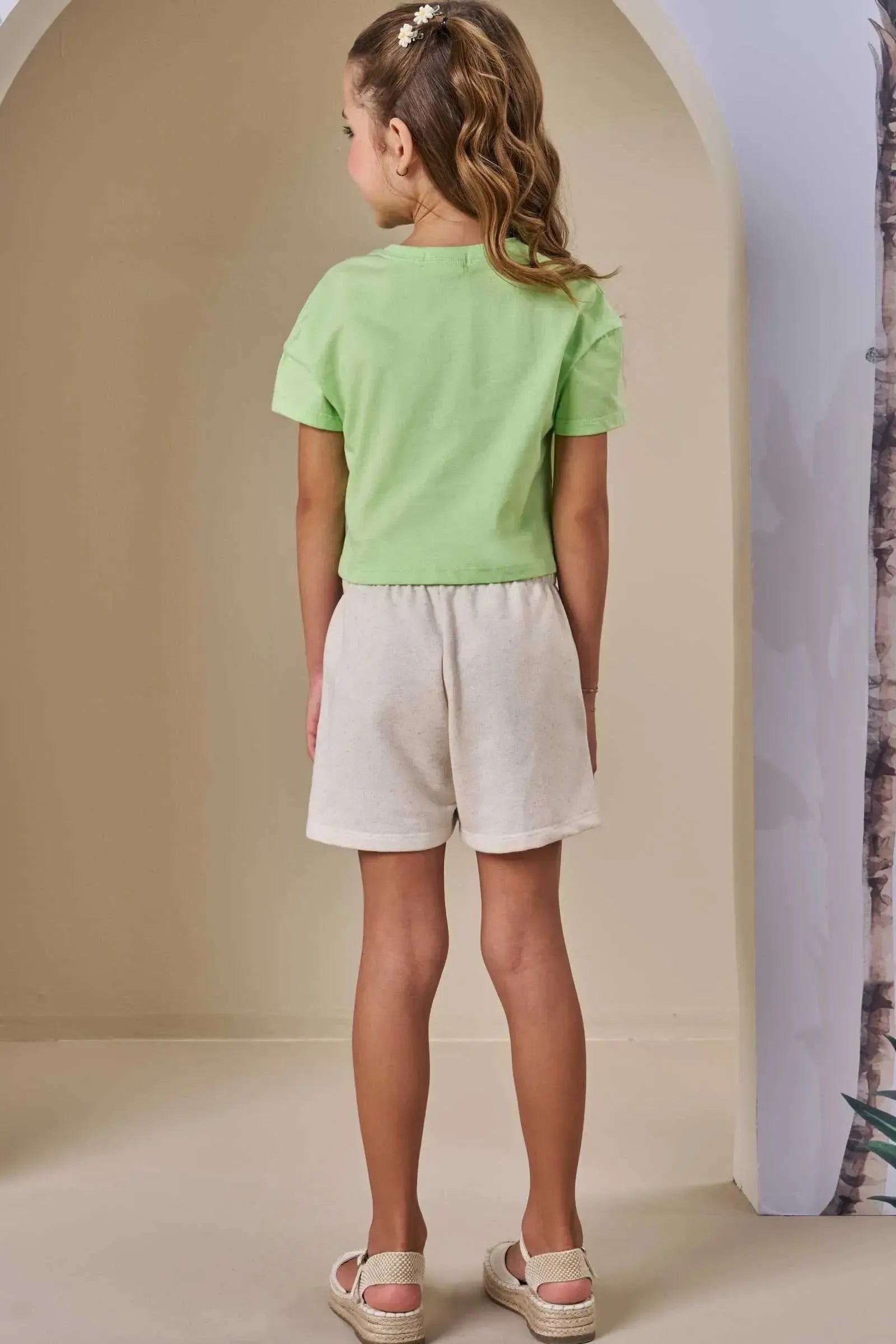 Conjunto de Blusa Boxy em Meia Malha com Shorts em Moletom sem Pelúcia 86520 Infanti Infantil Menina