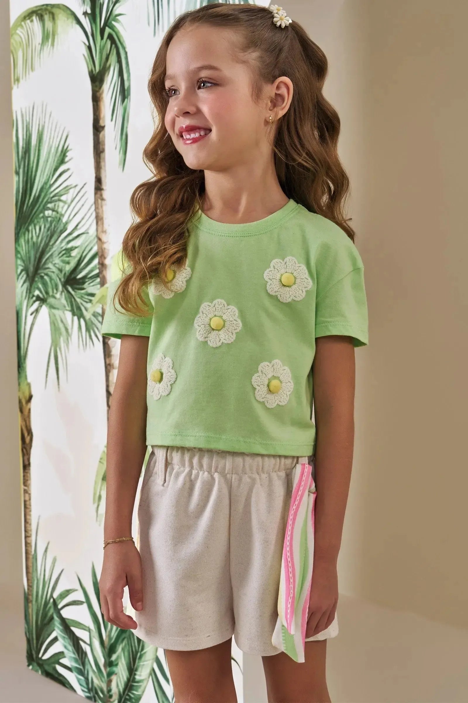 Conjunto de Blusa Boxy em Meia Malha com Shorts em Moletom sem Pelúcia 86520 Infanti Infantil Menina