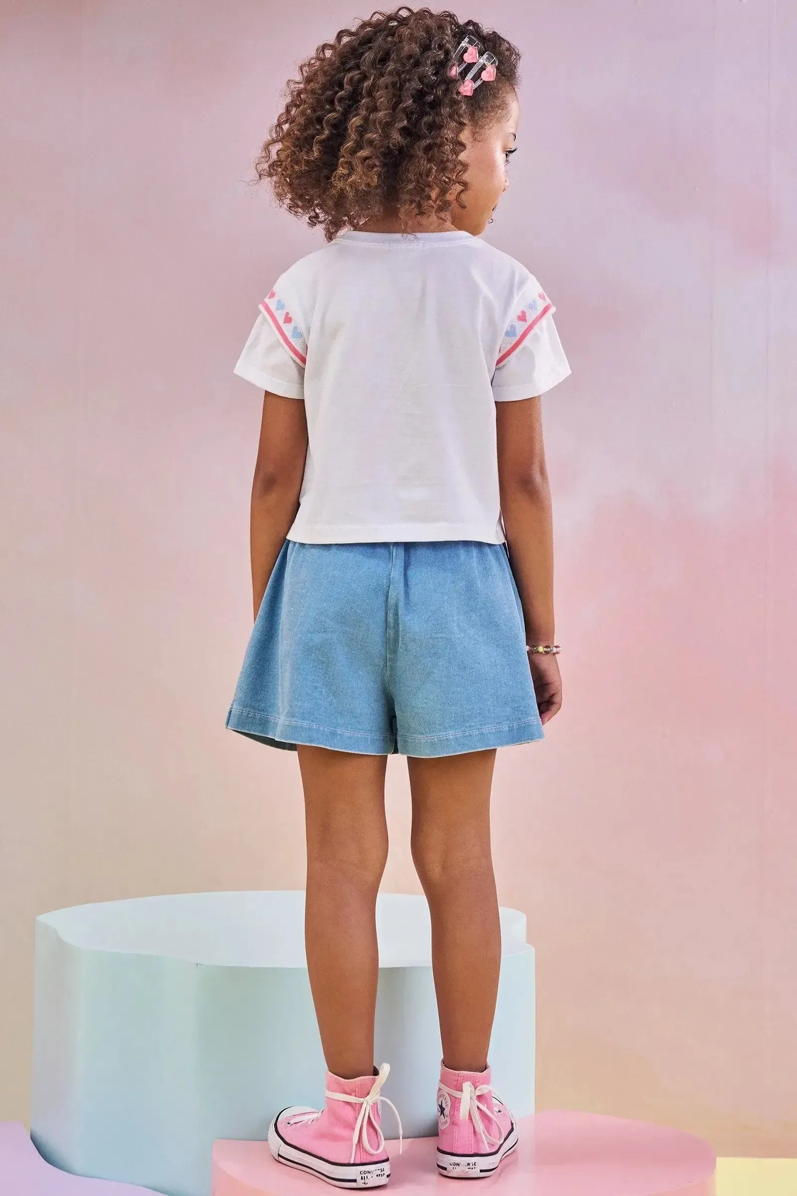 Conjunto de Blusa Boxy em Meia Malha e Short Saia em Jeans com Elastano 83449 Infanti Infantil Menina