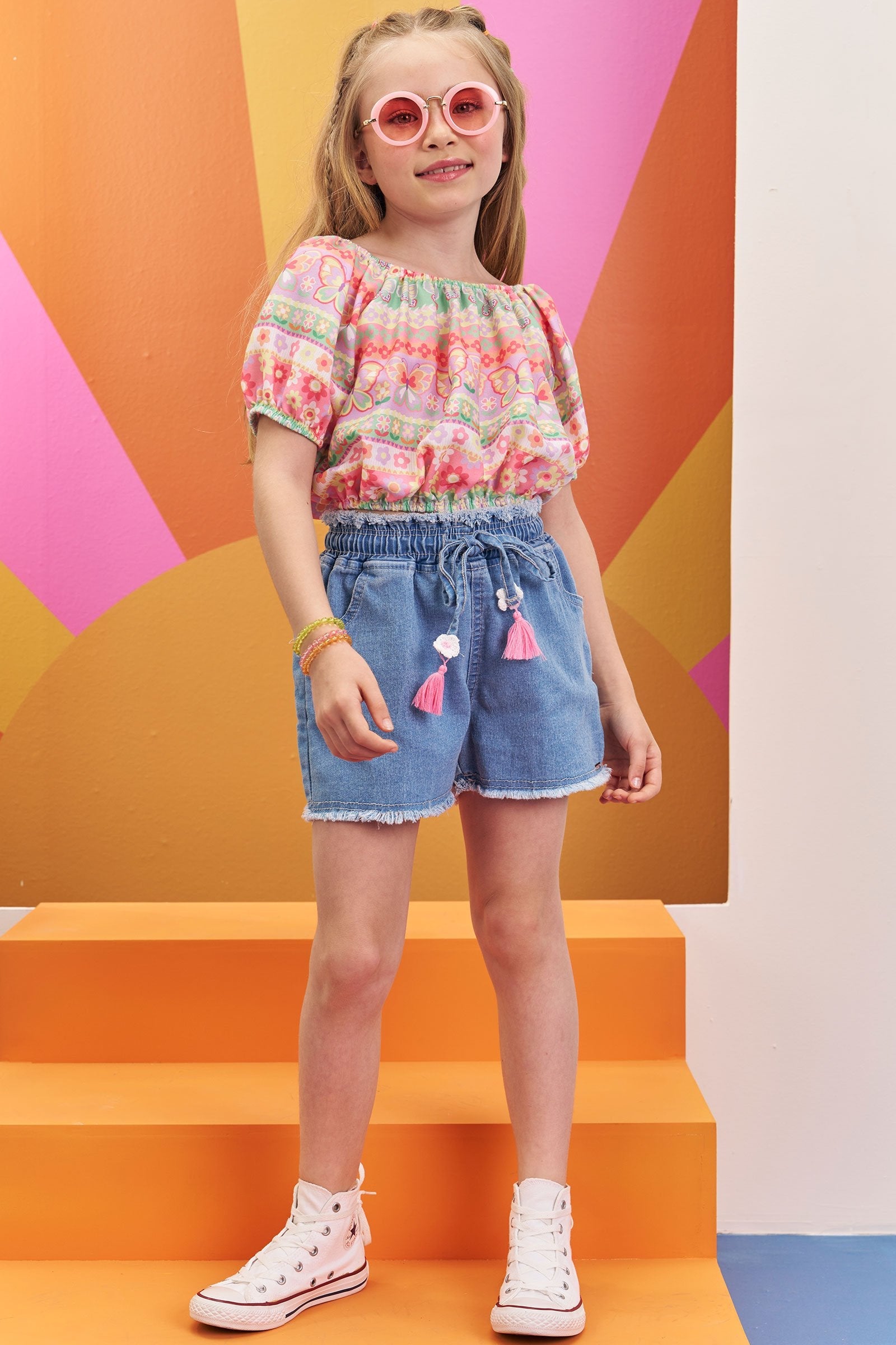 Conjunto de Blusa Boxy em Tecido Sarjado com Shorts em Jeans Bellini com Elastano 75688 Infanti