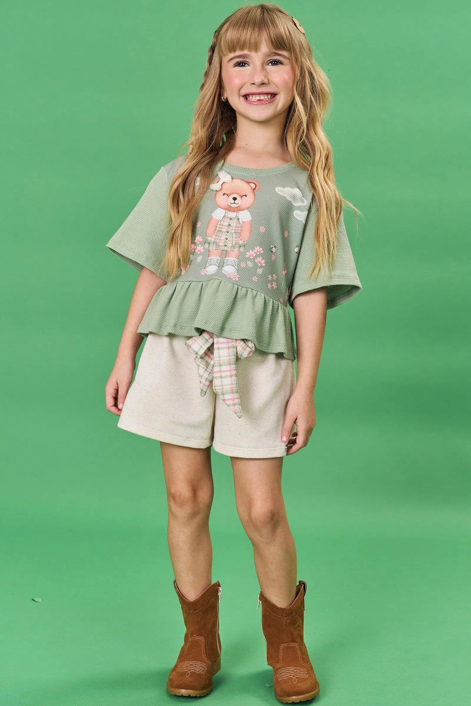 Conjunto de Blusa Boxy Over em Malha Bee com Shorts em Moletom sem Pelúcia 81489 Infanti