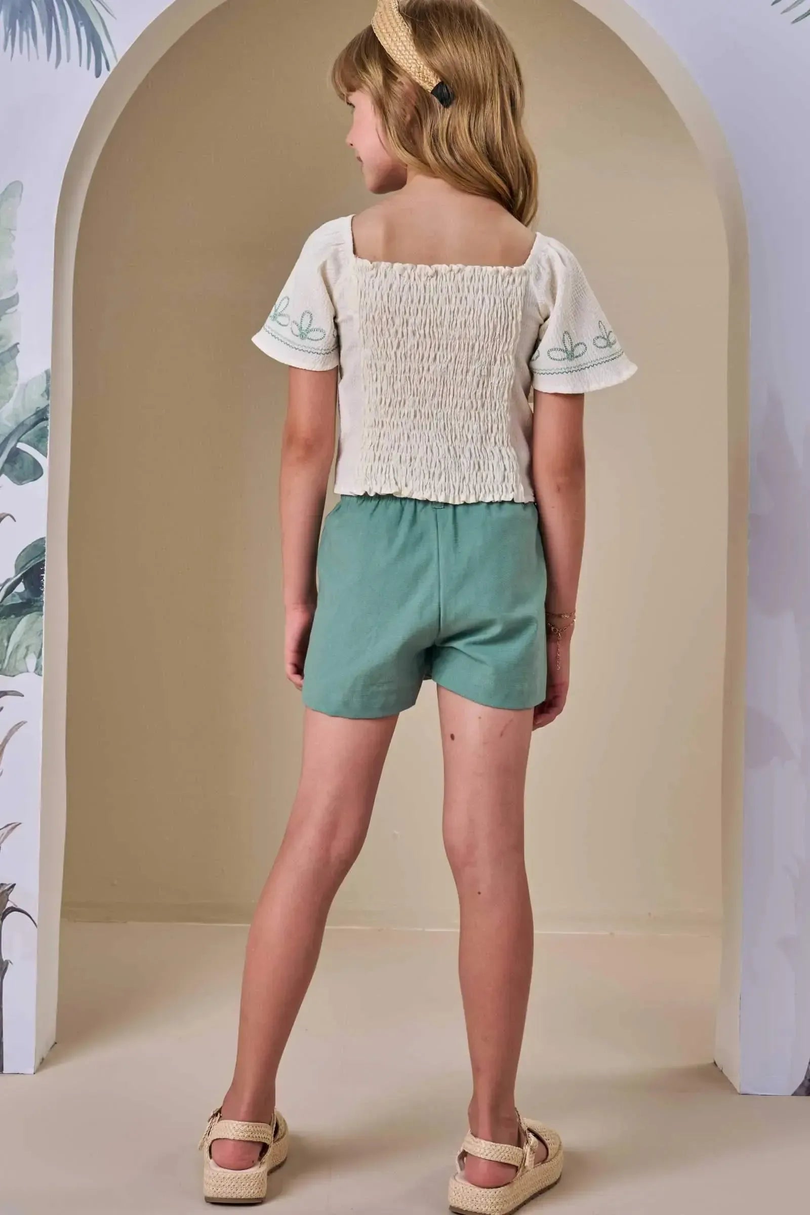 Conjunto de Blusa Cropped em Tecido Texturizado e Shorts em Linho com Elastano 88108 Infanti Infantil Menina