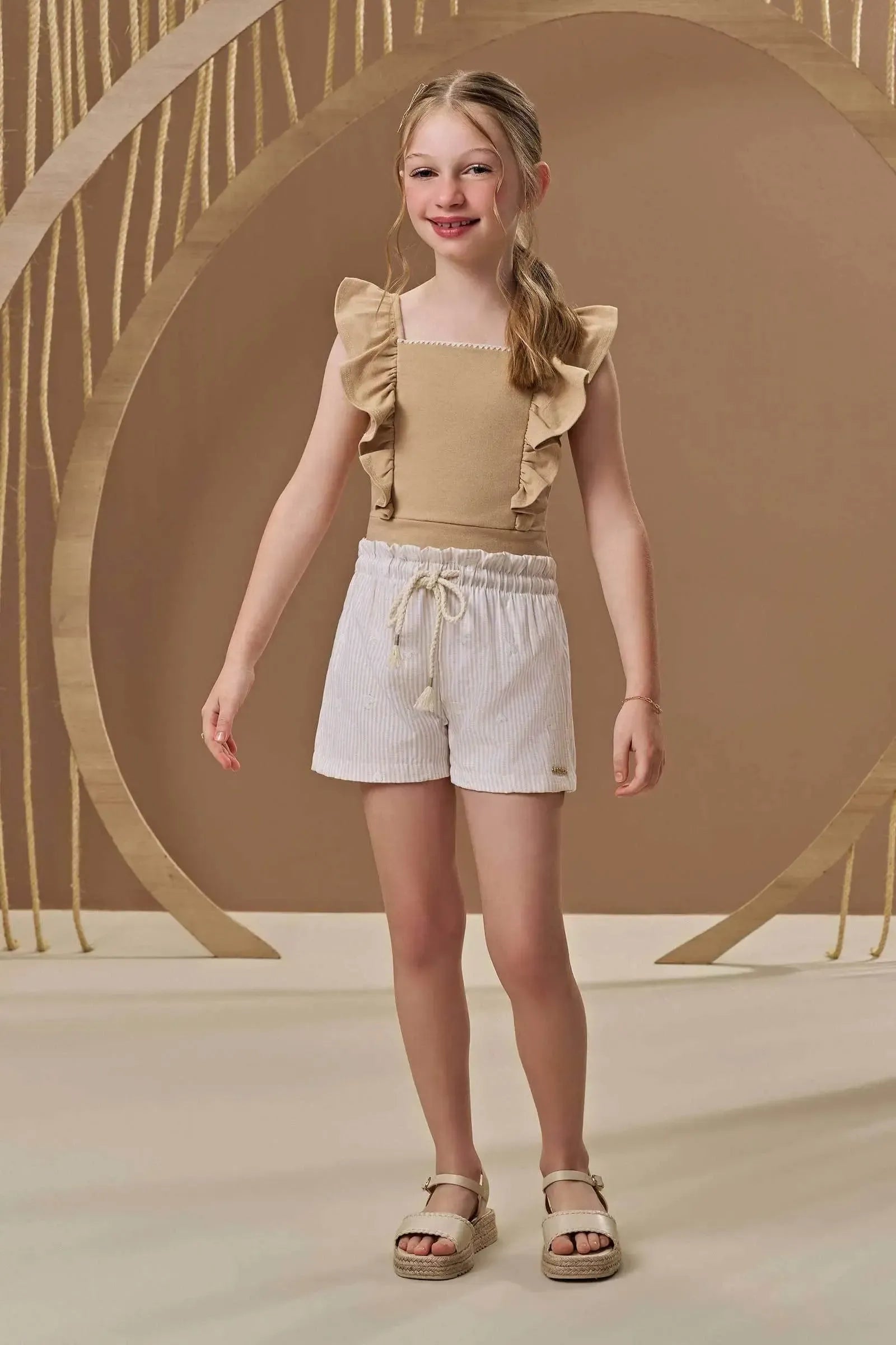Conjunto de Blusa em Cotton e Shorts em Tecido Listrado Bordado 96665 Infanti Infantil Menina