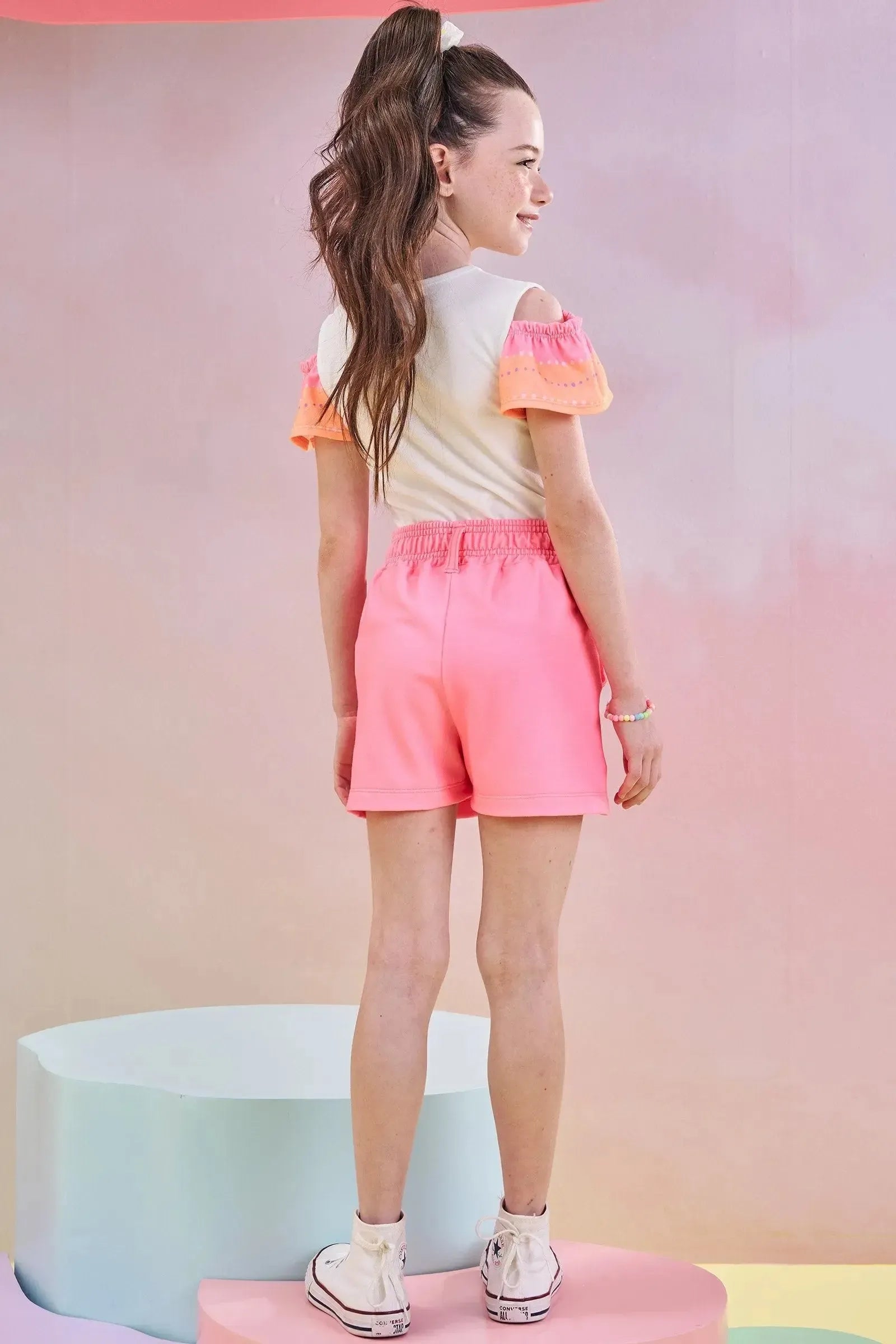 Conjunto de Blusa em Malha Power e Shorts em Moletom sem Pelúcia 83522 Infanti Infantil Menina