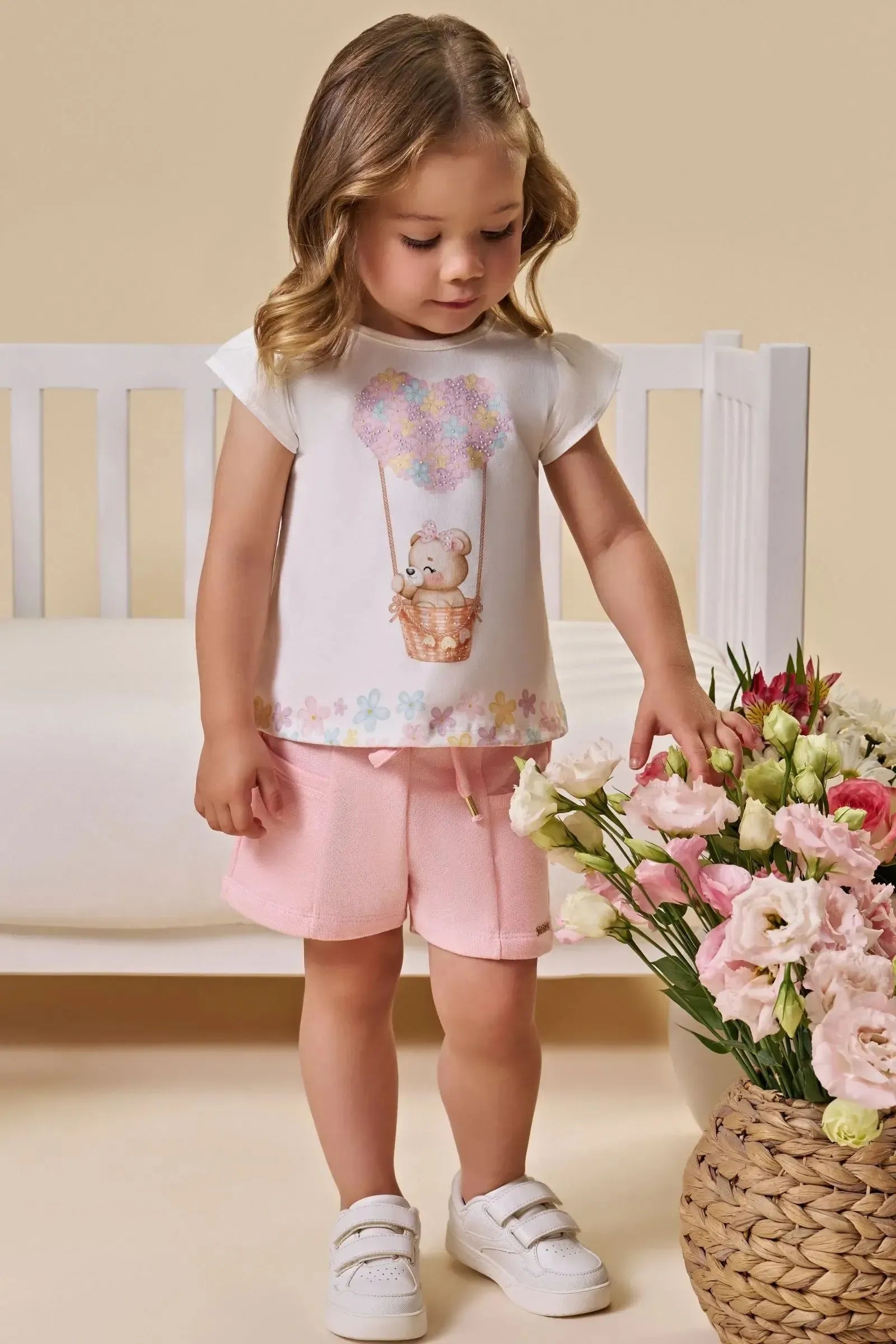 Conjunto de Blusa em Meia Malha com Shorts em Moletom sem Pelúcia 93425 Infanti Infantil Menina