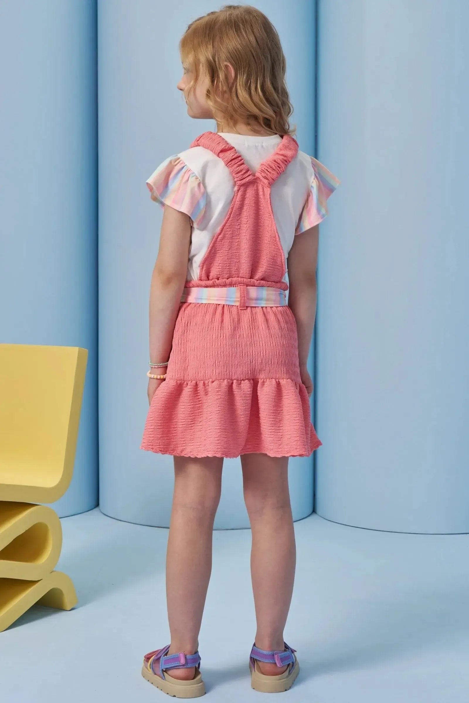 Conjunto de Blusa em Meia Malha e Salopete em Malha Enrugada 95386 Infanti Infantil Menina